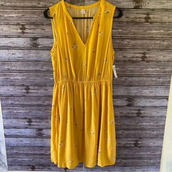 NWT Old Navy Women's Sleeveless Floral Print‎ Dress Size M - Picture 1 of 6